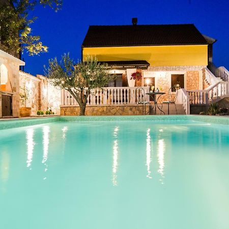 Sukošan Holiday Home Iva With Pool מראה חיצוני תמונה