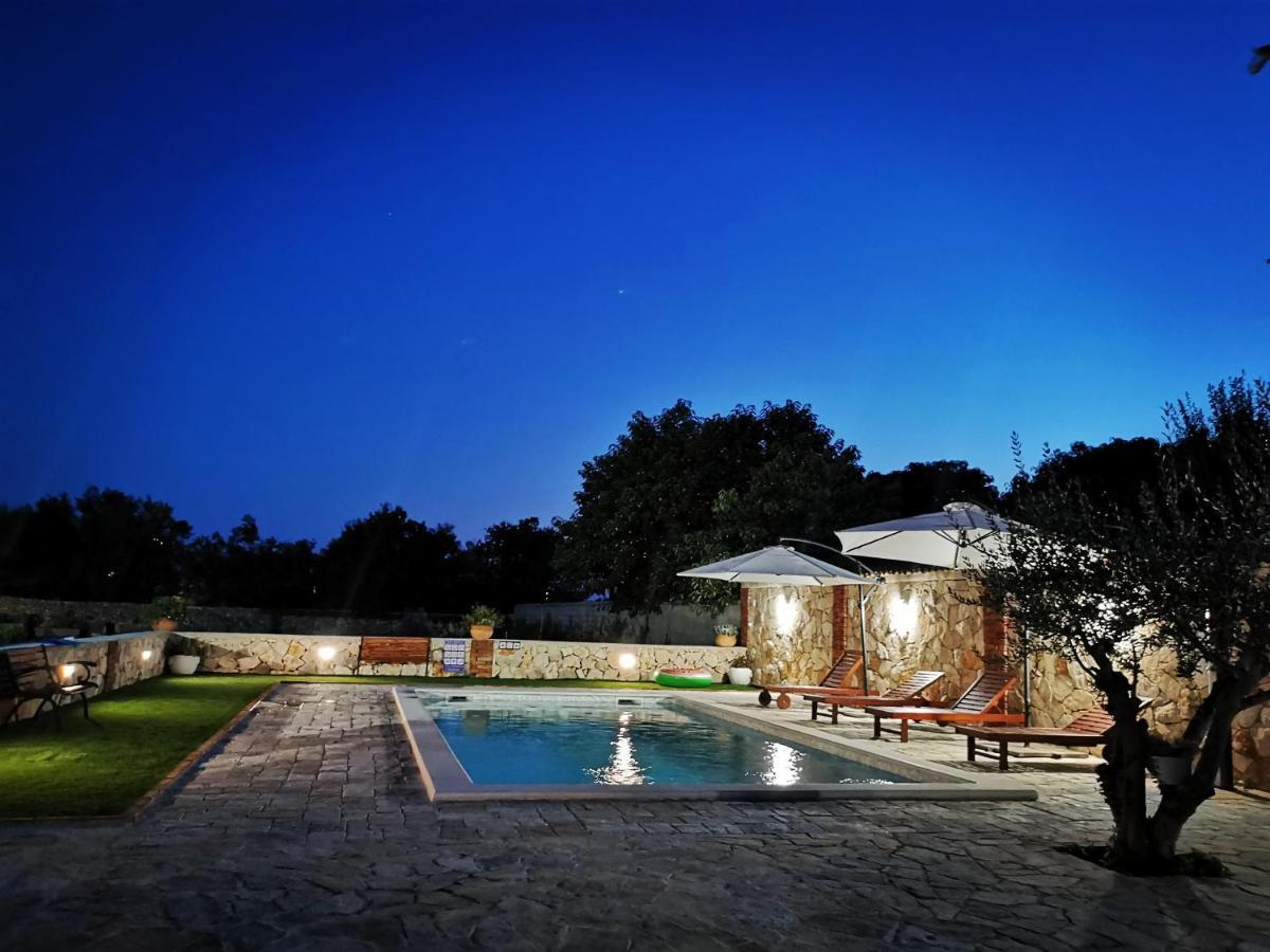 Sukošan Holiday Home Iva With Pool מראה חיצוני תמונה