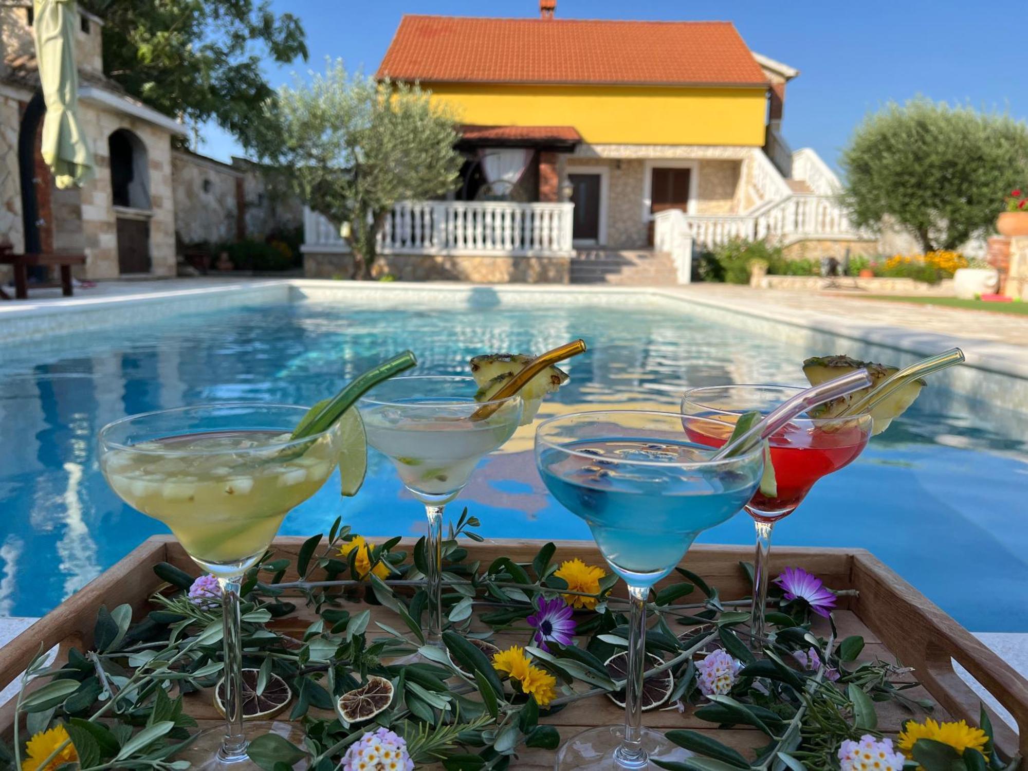 Sukošan Holiday Home Iva With Pool מראה חיצוני תמונה