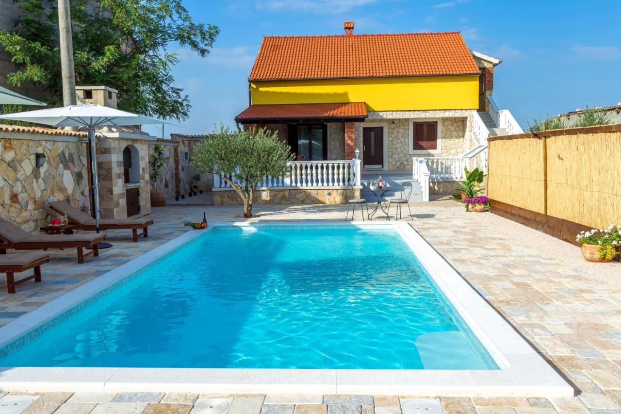 Sukošan Holiday Home Iva With Pool מראה חיצוני תמונה