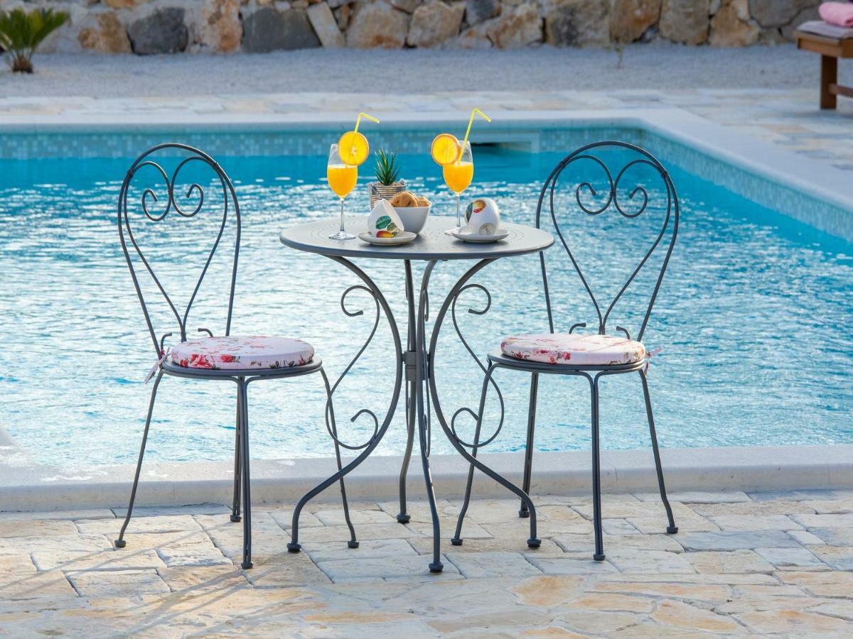 Sukošan Holiday Home Iva With Pool מראה חיצוני תמונה