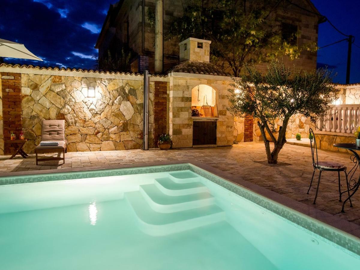 Sukošan Holiday Home Iva With Pool מראה חיצוני תמונה