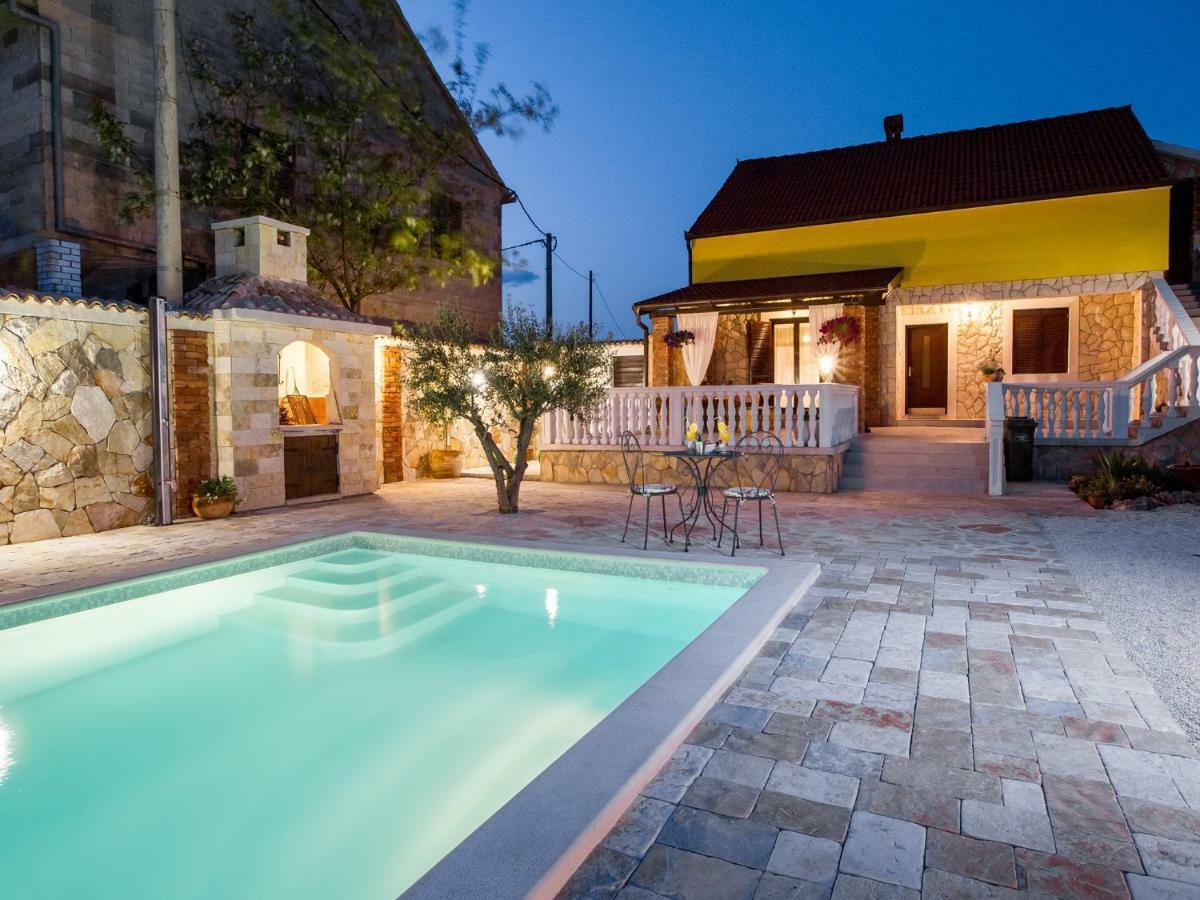 Sukošan Holiday Home Iva With Pool מראה חיצוני תמונה