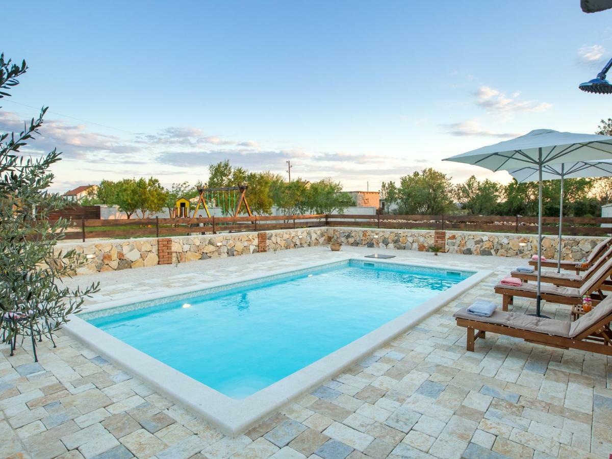 Sukošan Holiday Home Iva With Pool מראה חיצוני תמונה